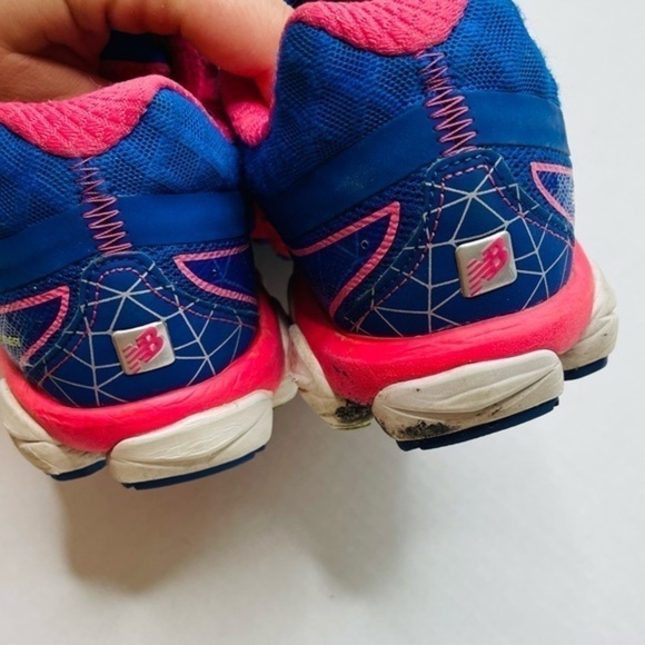 new Balance 890V4 Barringer Women’s Cross Training Shoes - Picture 9 of 10